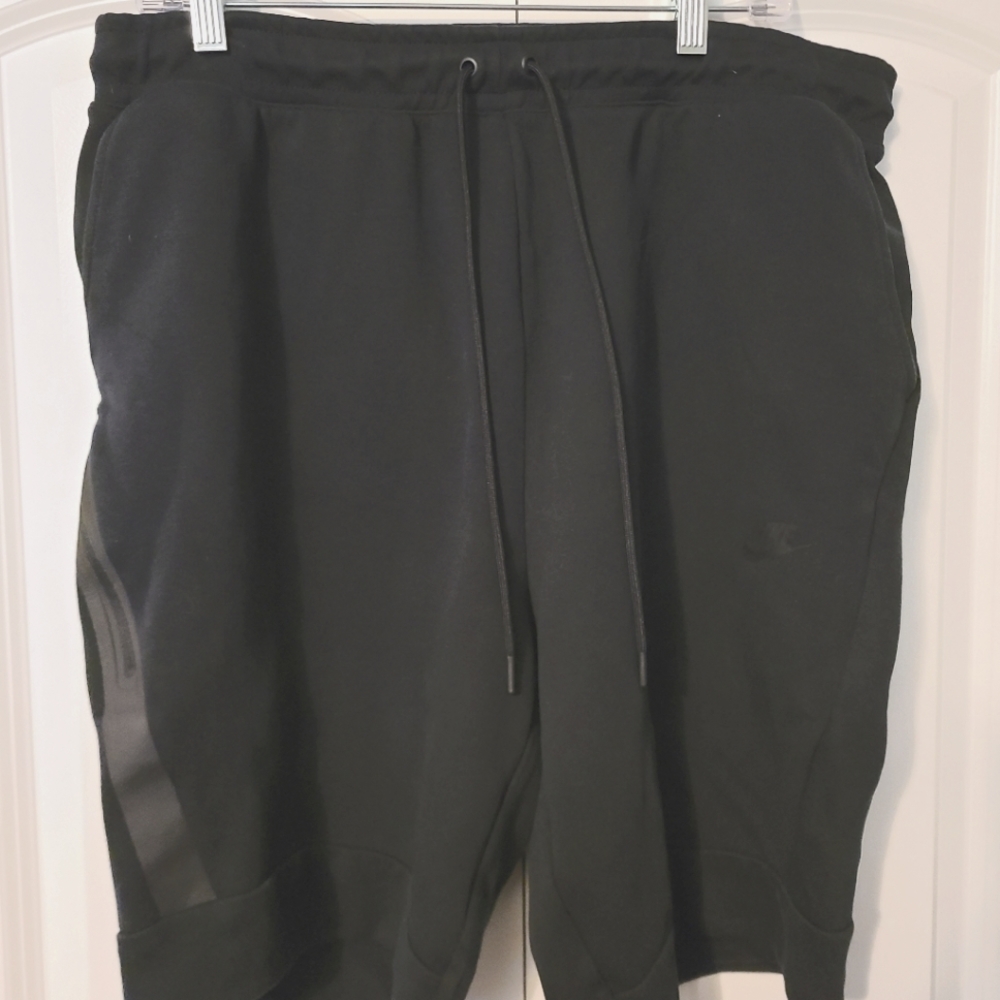 MEN'S NIKE SPORTSWEAR TECH FLEECE TRAINING SHORTS BLACK XL